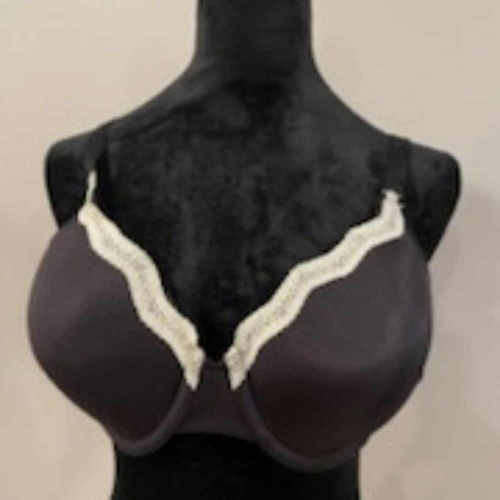 Elegant Black Lace Trim Bra